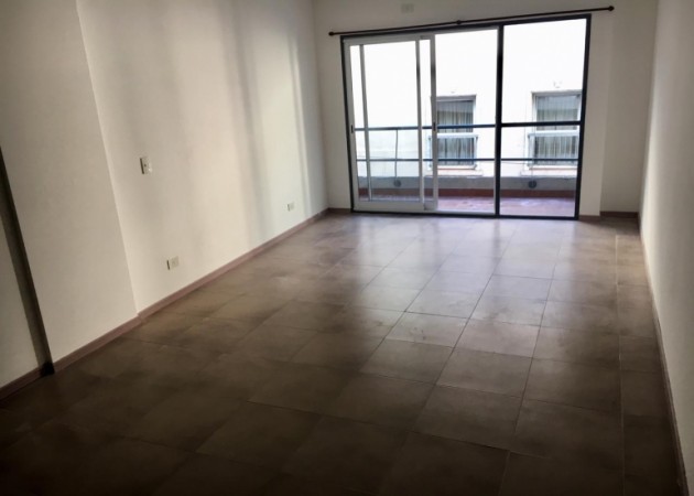 Alquiler Temporario Monoambiente SIN MUEBLES, Talcahuano 100, 2. Centro