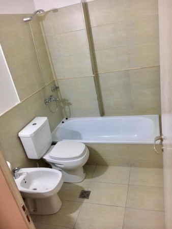 Alquiler Temporario Monoambiente SIN MUEBLES, Talcahuano 100, 2. Centro