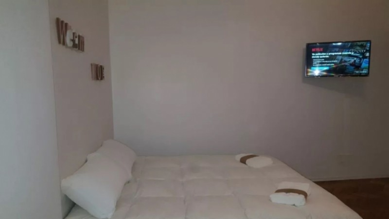 Alquiler Temporario Monoambiente, Corrientes 1600, 3. Centro