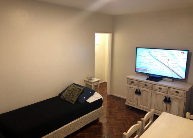 NO DISPONIBLE**** Alquiler Temporario 2 Ambientes, Junin y Melo, Recoleta