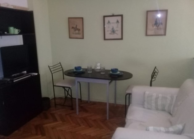 Alquiler Temporario Monoambiente,  Peña y Ayacucho, Recoleta