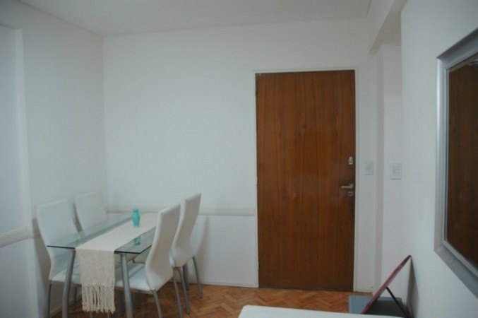 NO DISPONIBLE**********Alquiler Temporario 2 Ambientes, French y Uriburu, Recoleta