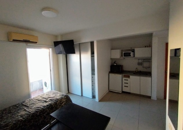 Alquiler Temporario Monoambiente, Acuña de Figueroa 300, Almagro