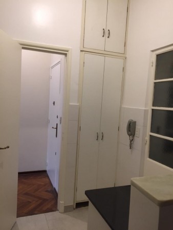 Alquiler Temporario 2 Ambientes SIN MUEBLES, Montevideo 800, Recoleta