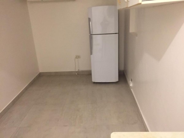 Alquiler Temporario 2 Ambientes SIN MUEBLES, Montevideo 800, Recoleta