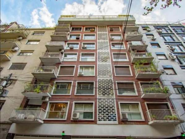 Alquiler Temporario, 3 AMBIENTES SEMI AMOBLADO, Araoz 2700, Palermo. 