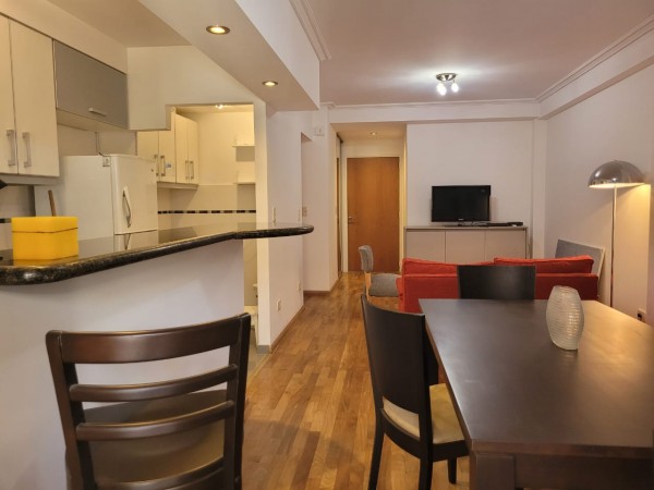 Alquiler Temporario 2 Ambientes c/Balcon, Azcuenaga 1900, 9. Recoleta