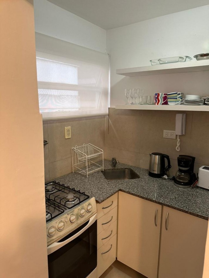 Alquiler Temporario 2 ambientes, Moldes 1300,  Colegiales 
