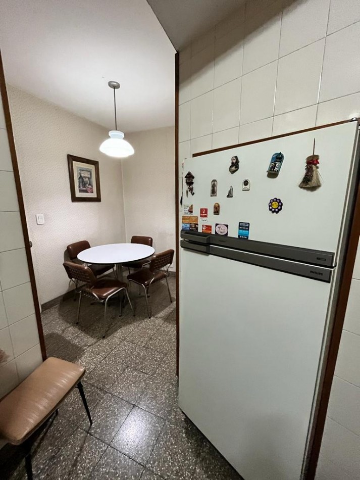 Alquiler Temporario 3 Ambientes c/ Dependencia de Servicio, Larrea 1300, Recoleta 