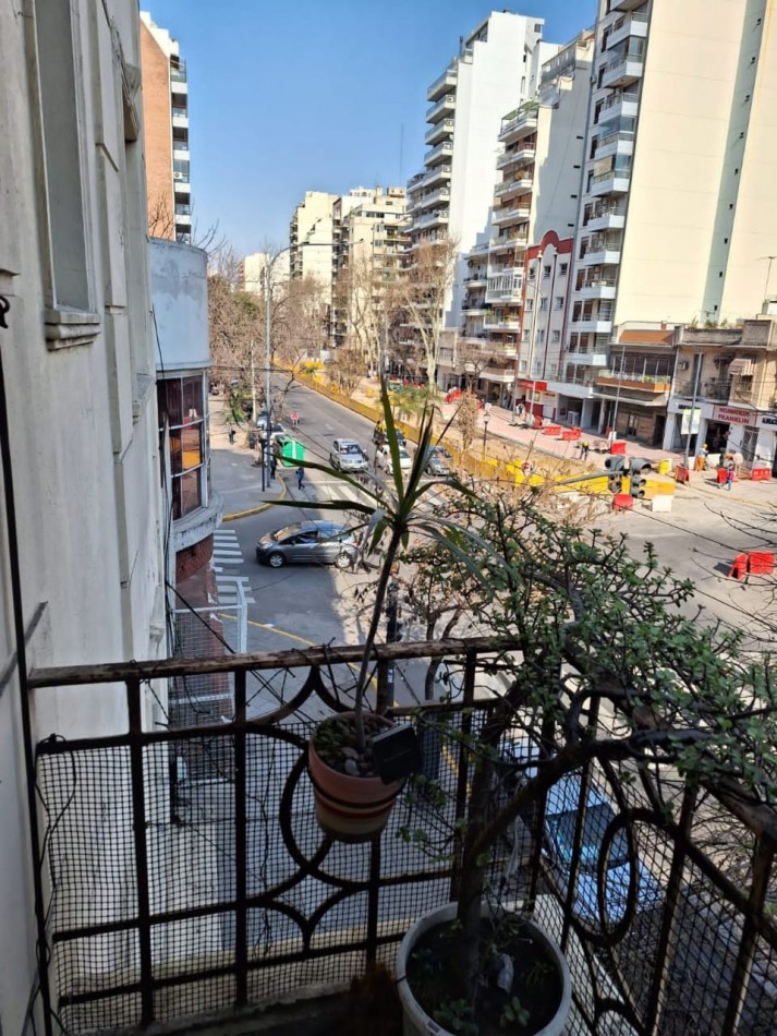 Alquiler Temporal 3 Ambientes c/ Balcon al frente, Honorio Pueyrredon 1000, Caballito.
