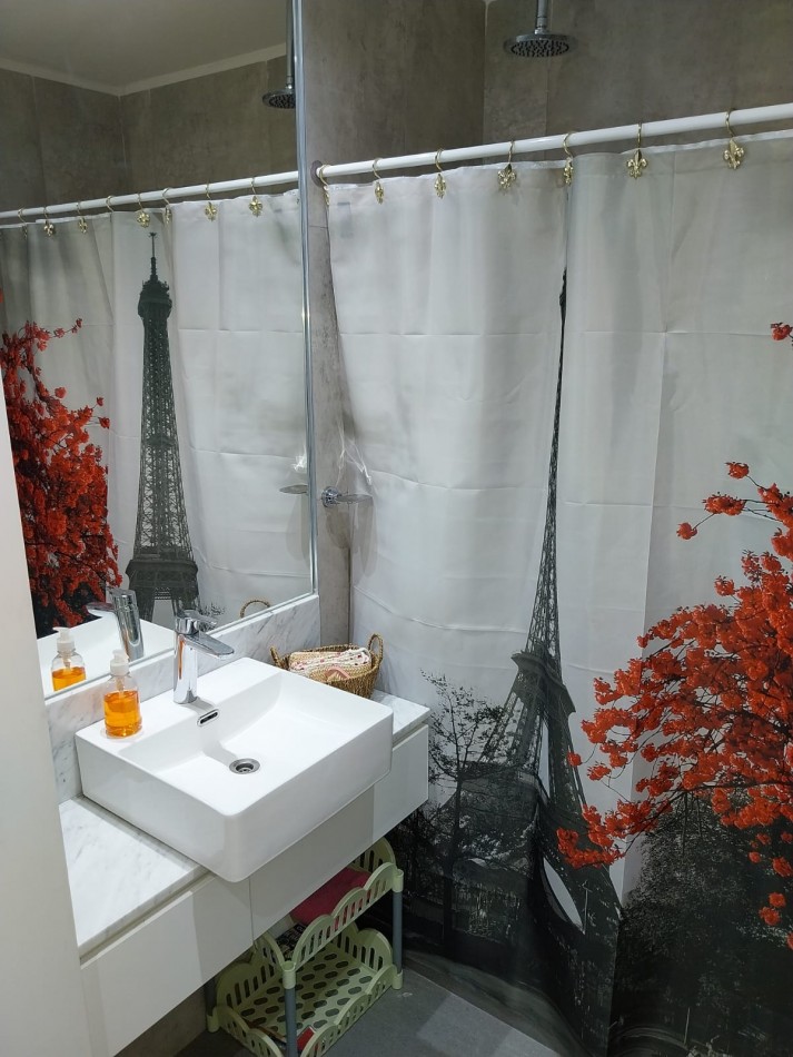 Alquiler Temporario Monoambiente c/Balcon y Cochera Propia, Montañeses 2300, Belgrano. 
