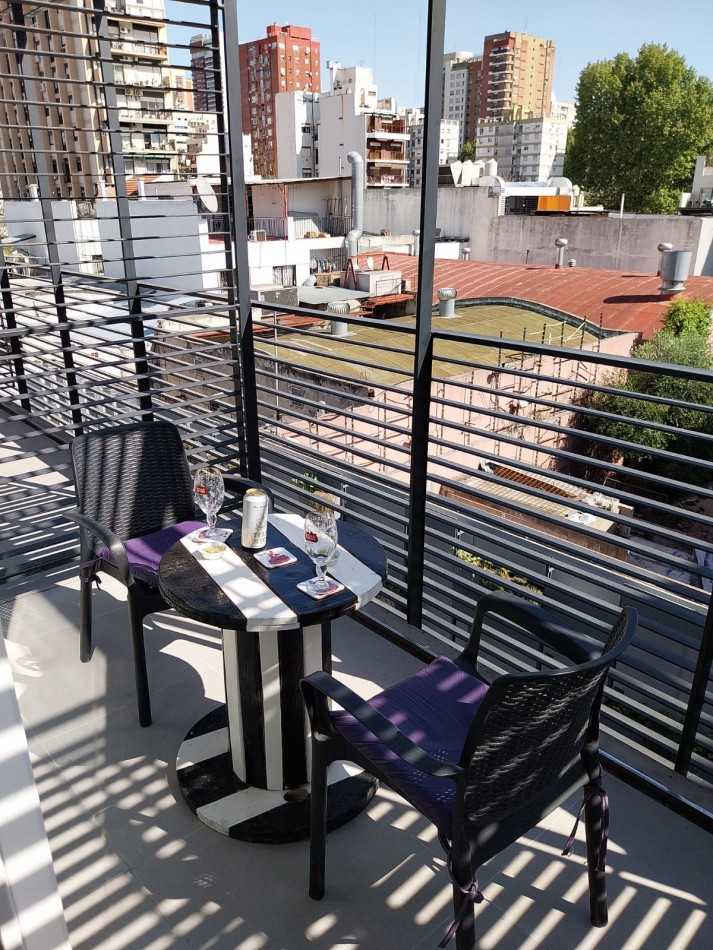 Alquiler Temporario Monoambiente c/Balcon y Cochera Propia, Montañeses 2300, Belgrano. 