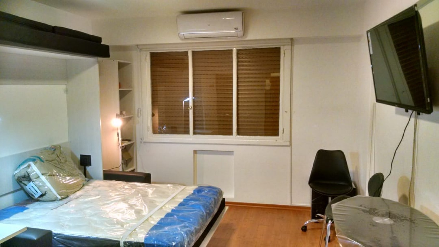 Alquiler Temporario Monoambiente, Suipacha 401, Centro