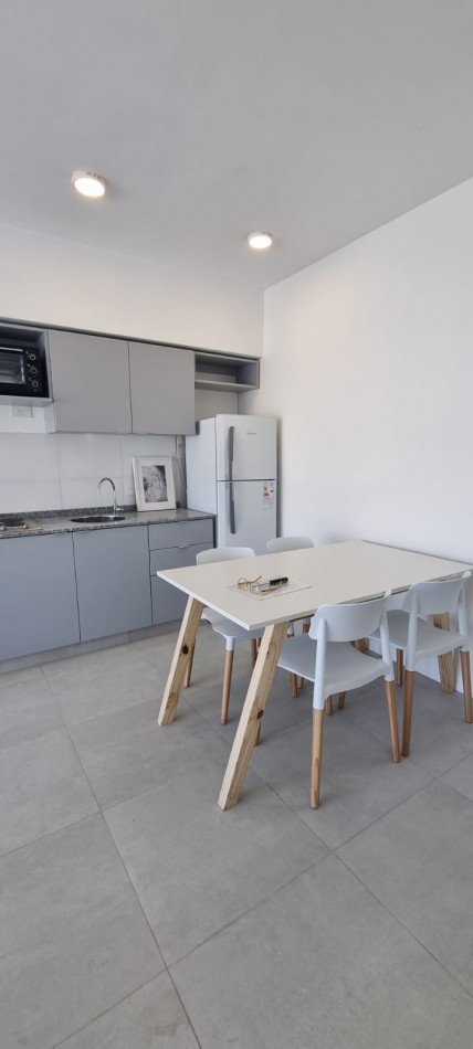 Alquiler Temporario 2 Ambientes, Pueyrredon 1200, Recoleta.