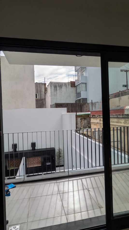 Alquiler Temporario Monoambiente Balcon y Amenities SIN MUEBLES, San Juan 1900, San Cristobal. 3