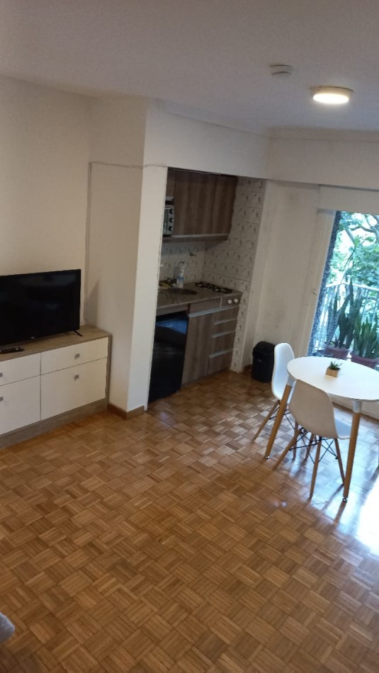 Alquiler Temporario 2 Ambientes, Uriburu 1000, 2. Recoleta