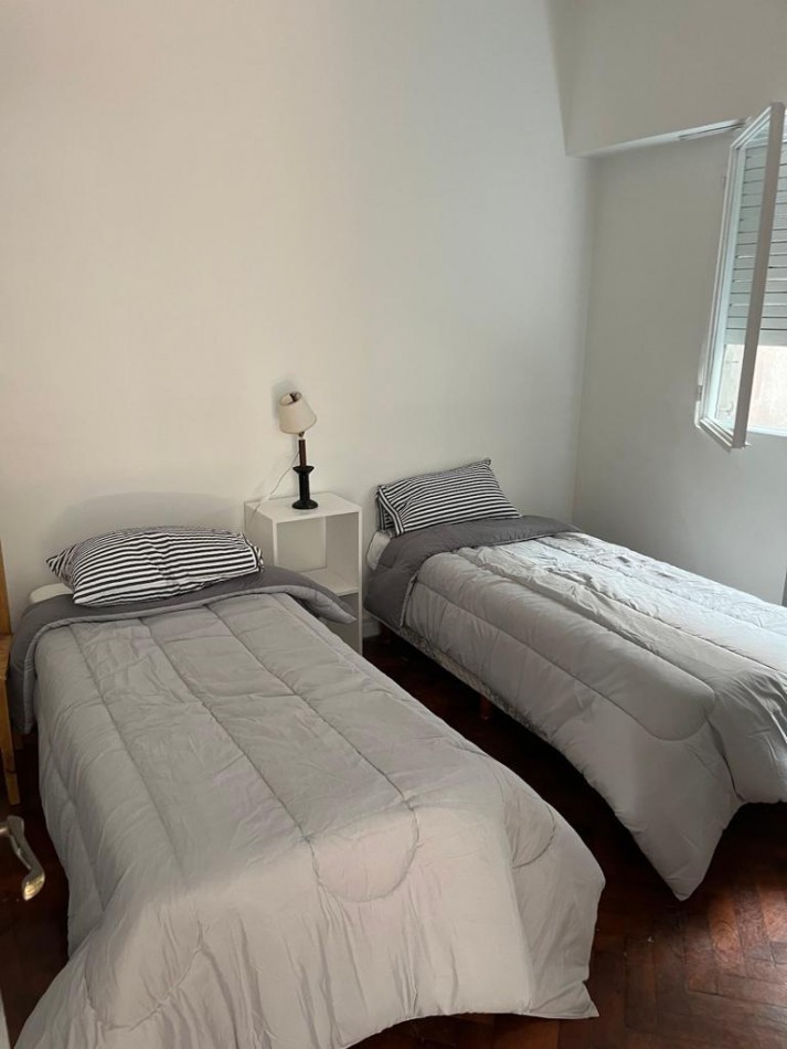 Alquiler Temporario 3 ambientes, Azcuenaga 900, Recoleta. 