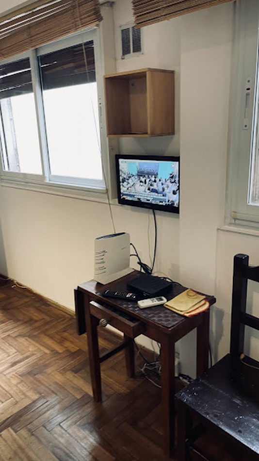 Alquiler Temporario Monoambiente, Montevideo 700, Barrio Norte