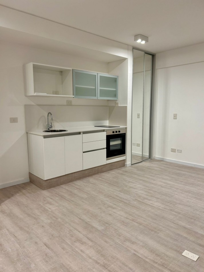 Alquiler Temporario Monoambiente SIN MUEBLES, Corrientes 3800. Almagro Norte. 3