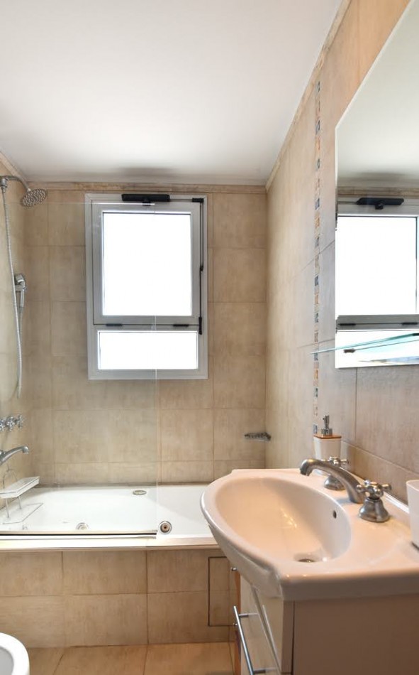 Alquiler Temporario 2 Ambientes, Peña y Azcuenaga, Recoleta