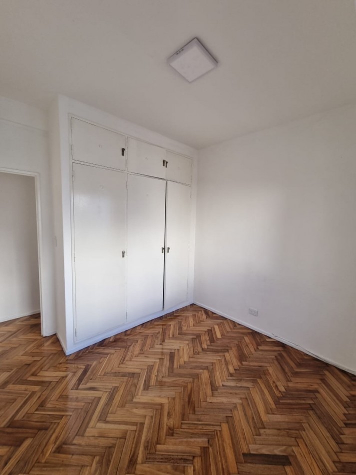 Alquiler Temporario 2 Ambientes, SIN MUEBLES, Austria 2100, Recoleta