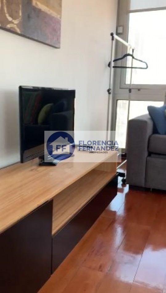 Alquiler Temporario Monoambiente, Esmeralda 701, Centro